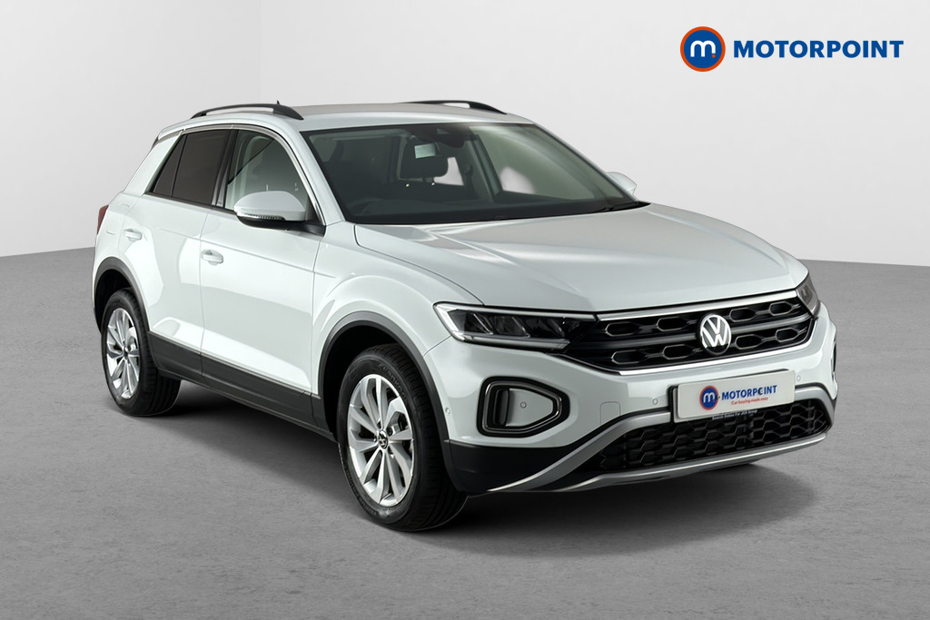 Volkswagen T-Roc Match Manual Petrol SUV - Stock Number (1664122) - Drivers side front corner