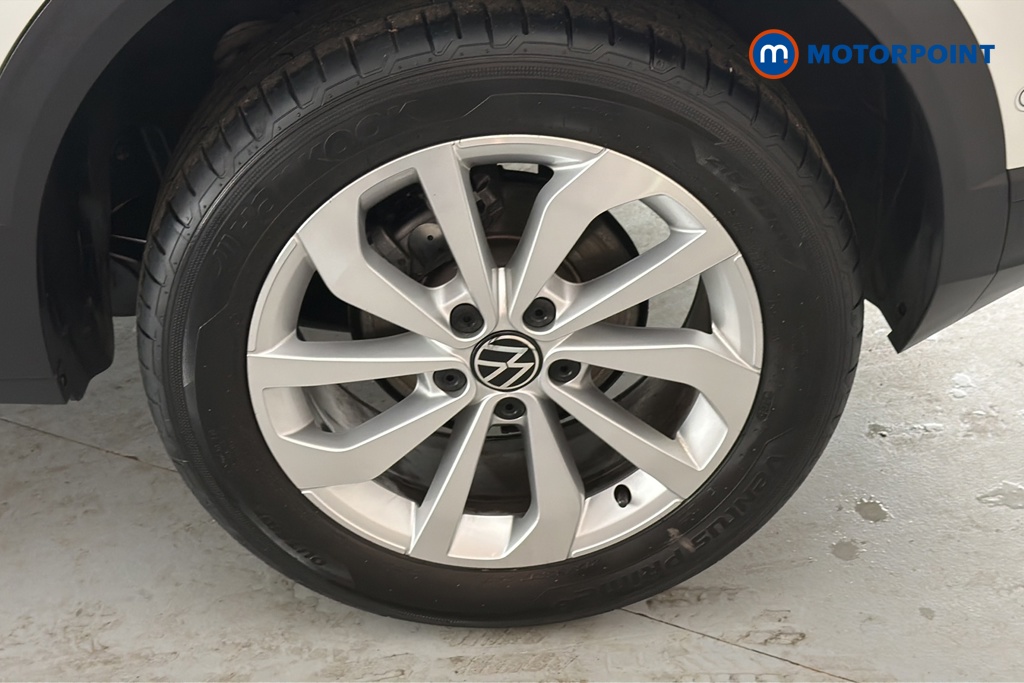 Volkswagen T-Roc Match Manual Petrol SUV - Stock Number (1664122) - 45th supplementary image