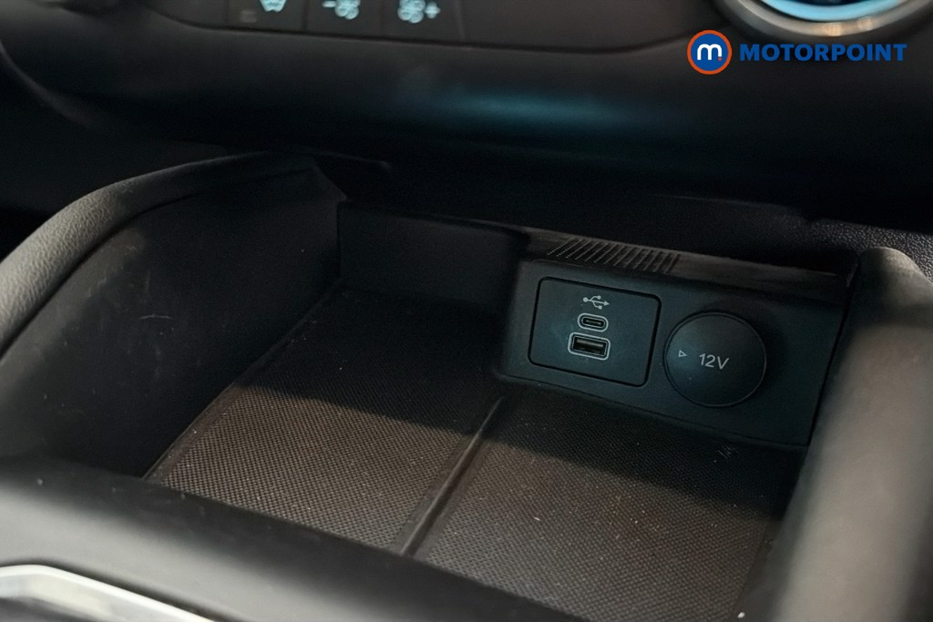 Ford Kuga Titanium Manual Diesel SUV - Stock Number (1574415) - 12th supplementary image