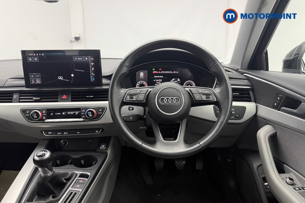 Audi A4 Technik Manual Petrol Estate - Stock Number (1600122) - 2nd supplementary image