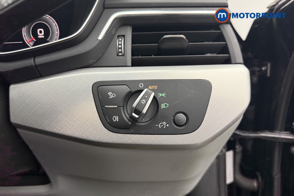 Audi A4 Technik Manual Petrol Estate - Stock Number (1600122) - 16th supplementary image