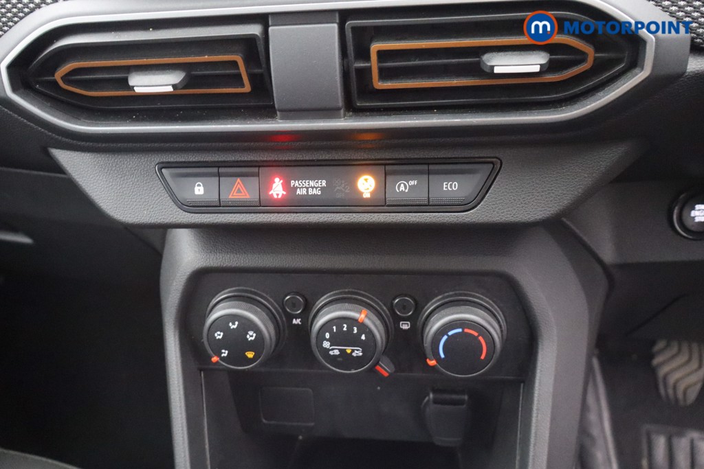 Dacia Sandero Stepway Expression Manual Petrol Hatchback - Stock Number (1641199) - 3rd supplementary image