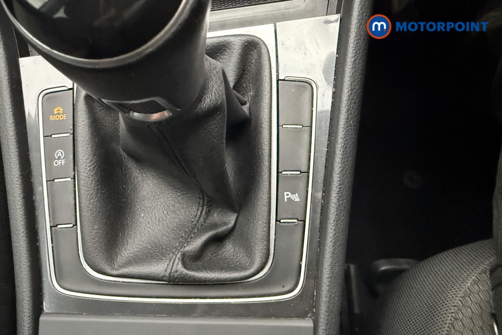 Volkswagen Golf Match Edition Manual Petrol Hatchback - Stock Number (1648378) - 17th supplementary image