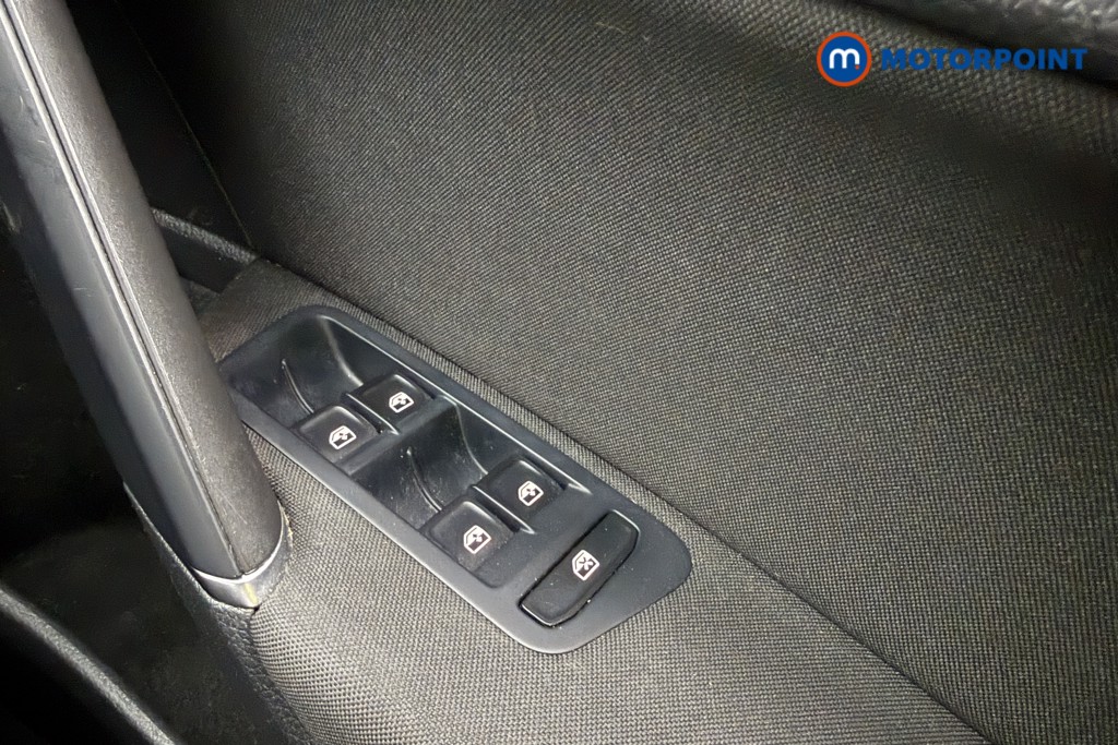 Volkswagen Golf Match Edition Manual Petrol Hatchback - Stock Number (1648378) - 19th supplementary image