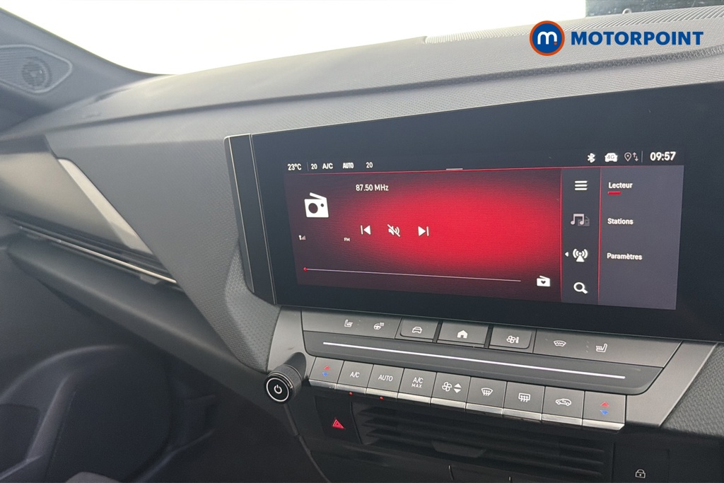 Vauxhall Astra Ultimate Automatic Electric Estate - Stock Number (1649168) - 8th supplementary image