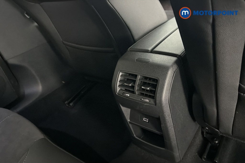 Vauxhall Astra Ultimate Automatic Electric Estate - Stock Number (1649168) - 28th supplementary image