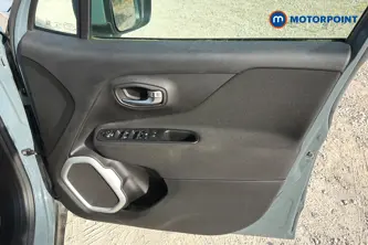 Jeep Renegade Longitude Manual Petrol SUV - Stock Number (1650995) - 18th supplementary image