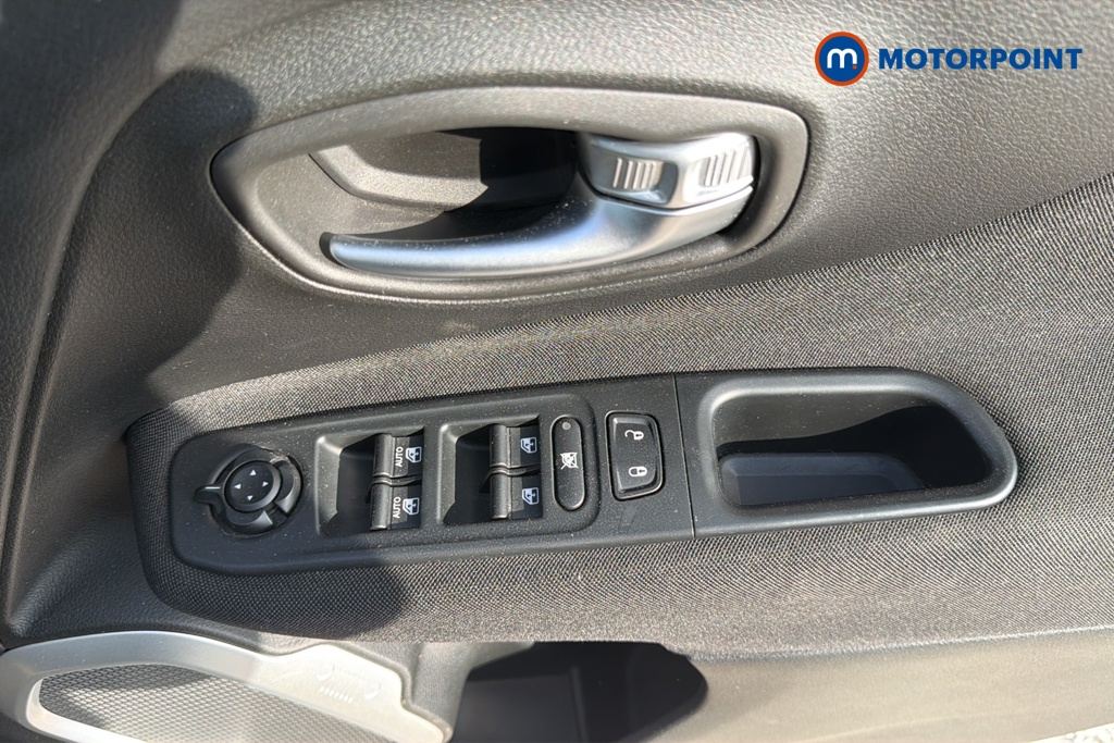 Jeep Renegade Longitude Manual Petrol SUV - Stock Number (1650995) - 19th supplementary image