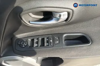 Jeep Renegade Longitude Manual Petrol SUV - Stock Number (1650995) - 19th supplementary image