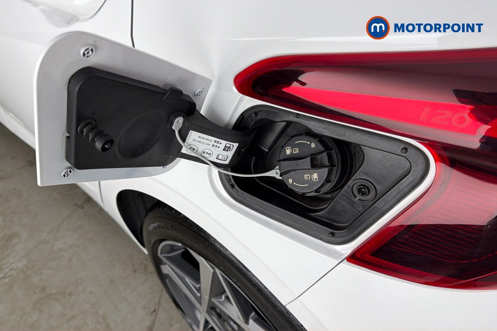 Hyundai I20 Ultimate Manual Petrol Hatchback - Stock Number (1651142) - 41st supplementary image