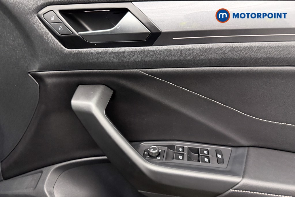 Volkswagen T-Roc Style Manual Petrol SUV - Stock Number (1652059) - 20th supplementary image