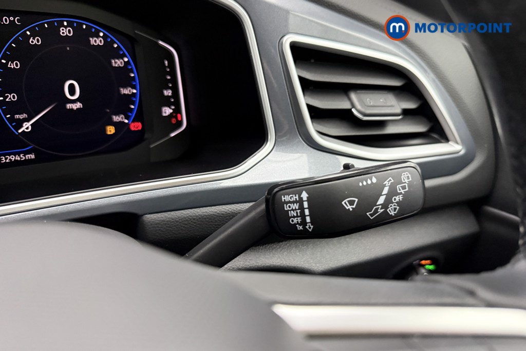 Volkswagen T-Roc Style Manual Petrol SUV - Stock Number (1652059) - 40th supplementary image