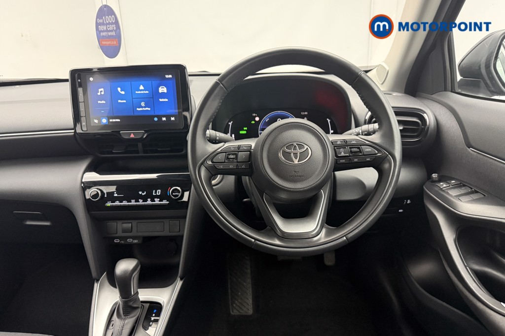Toyota Yaris Cross Icon Automatic Petrol-Electric Hybrid Estate - Stock Number (1652230) - 2nd supplementary image