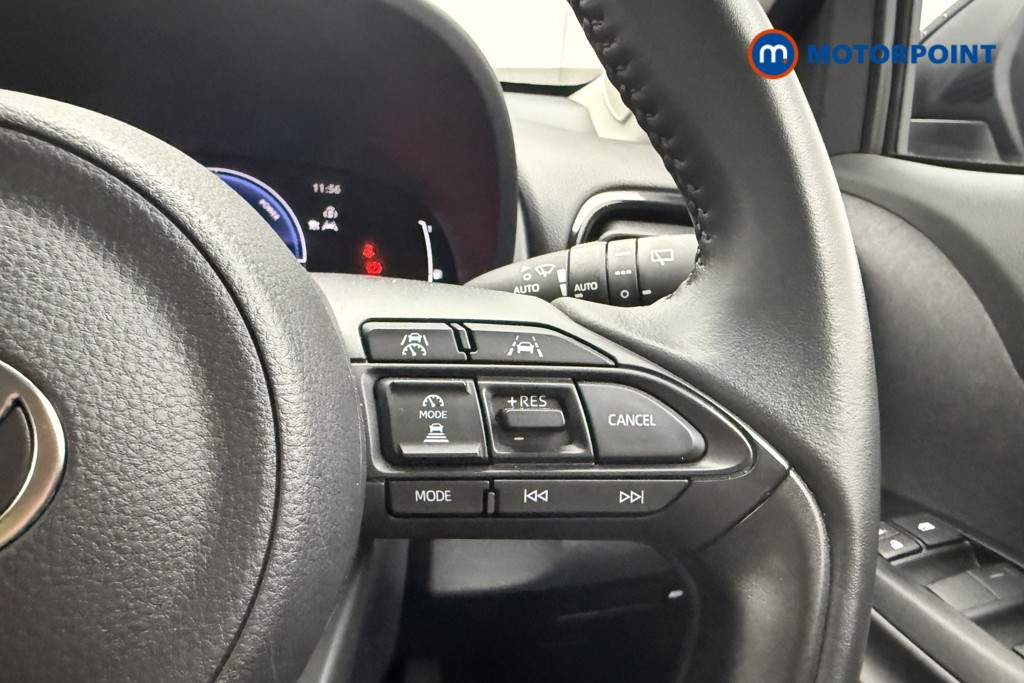 Toyota Yaris Cross Icon Automatic Petrol-Electric Hybrid Estate - Stock Number (1652230) - 9th supplementary image