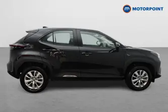 Toyota Yaris Cross Icon Automatic Petrol-Electric Hybrid Estate - Stock Number (1652230) - Drivers side