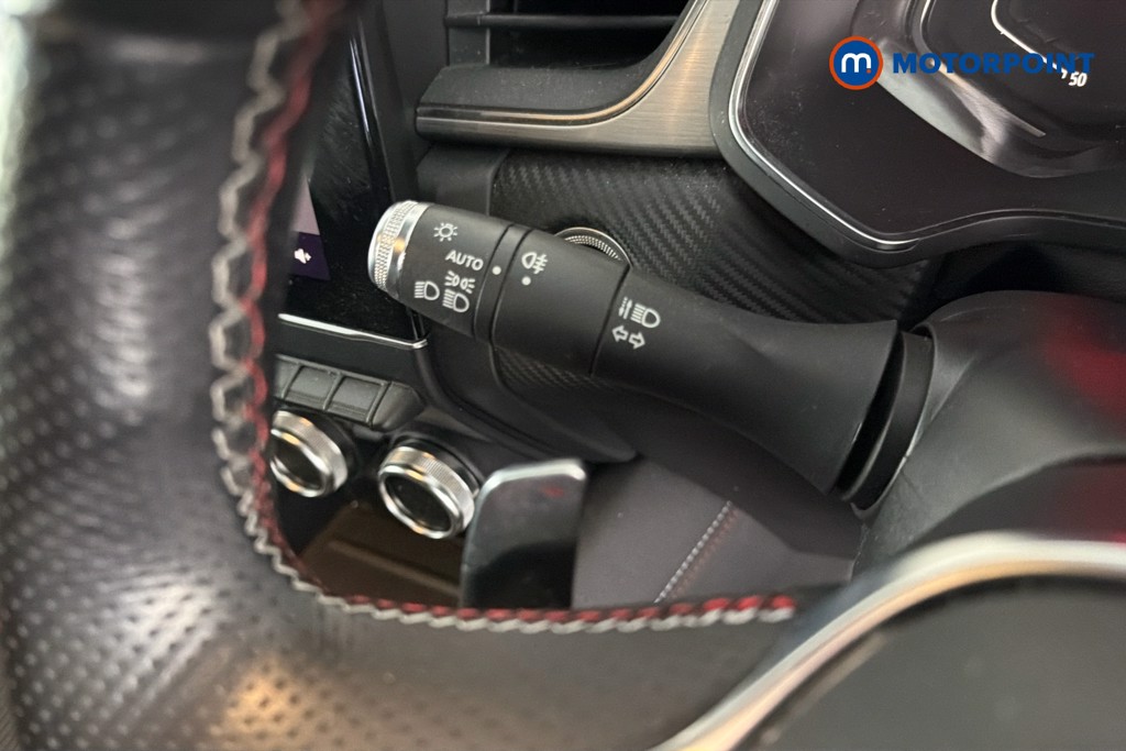 Renault Captur R.S. Line Automatic Petrol SUV - Stock Number (1652453) - 6th supplementary image