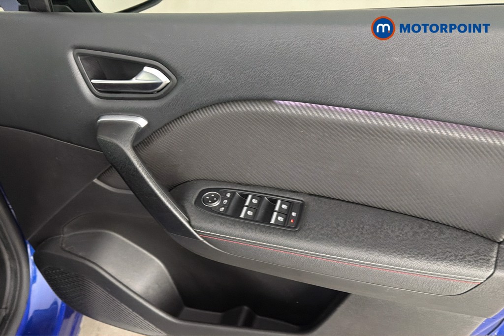 Renault Captur R.S. Line Automatic Petrol SUV - Stock Number (1652453) - 19th supplementary image
