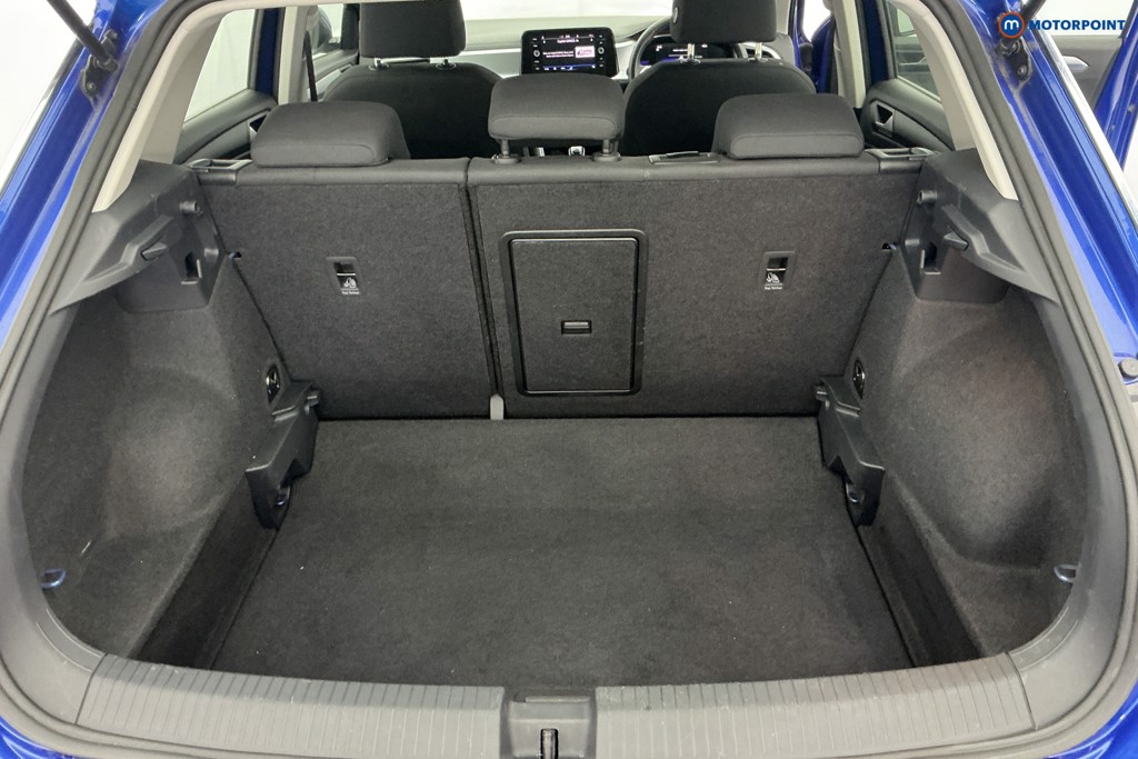 Volkswagen T-Roc Life Manual Petrol SUV - Stock Number (1652884) - 3rd supplementary image