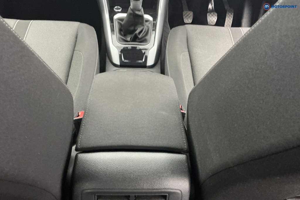 Volkswagen T-Roc Life Manual Petrol SUV - Stock Number (1652884) - 11th supplementary image