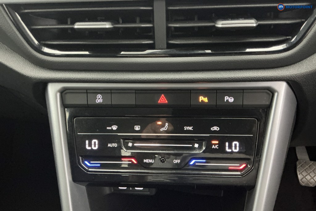 Volkswagen T-Roc Life Manual Petrol SUV - Stock Number (1652884) - 17th supplementary image
