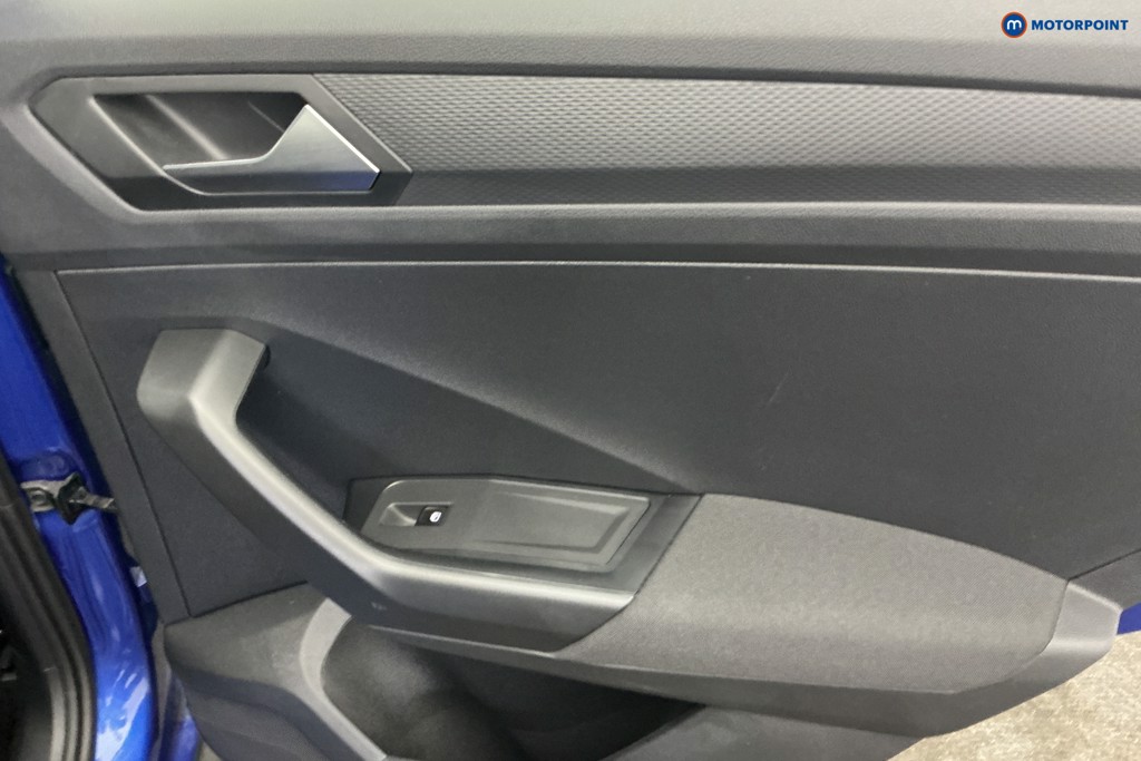Volkswagen T-Roc Life Manual Petrol SUV - Stock Number (1652884) - 26th supplementary image
