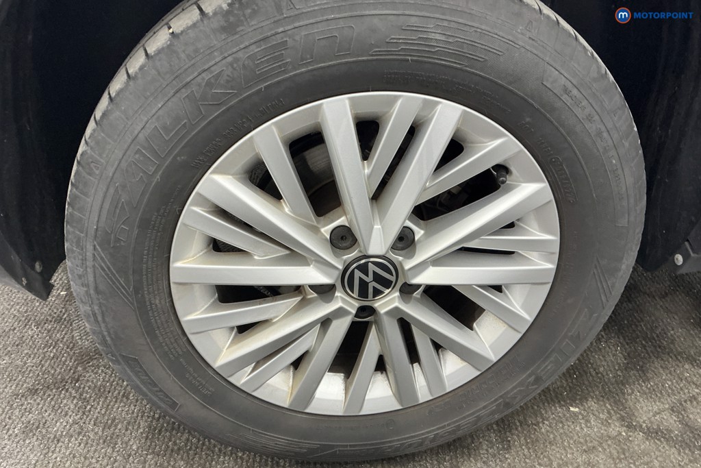 Volkswagen T-Roc Life Manual Petrol SUV - Stock Number (1652884) - 32nd supplementary image