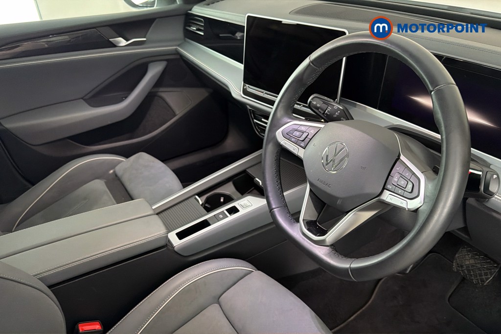 Volkswagen Passat Life Automatic Petrol Plug-In Hybrid Estate - Stock Number (1654187) - 2nd supplementary image