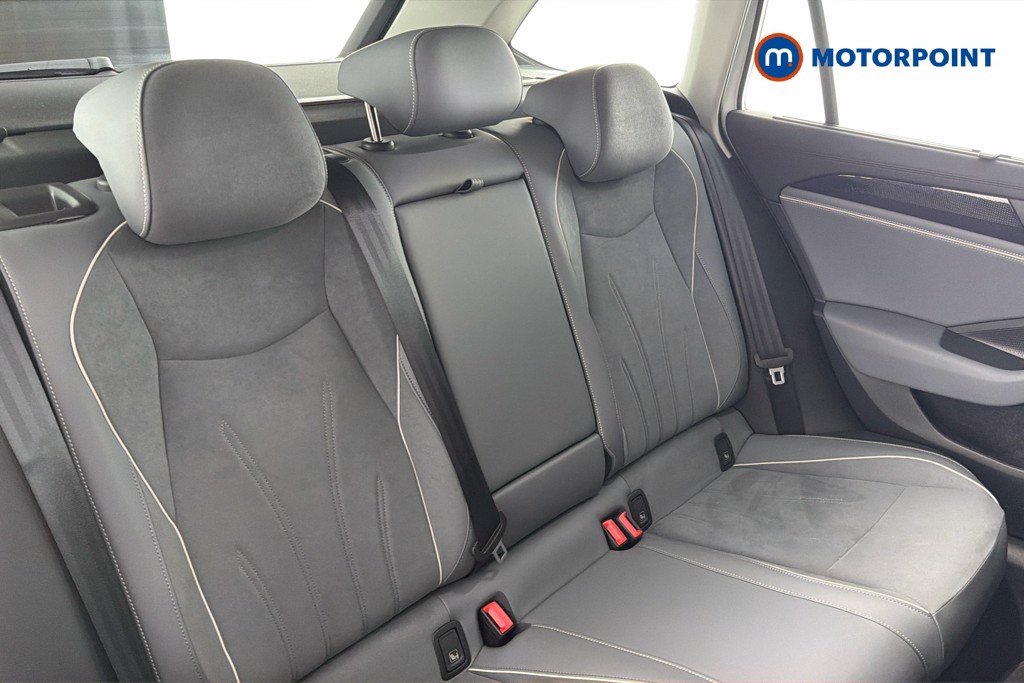 Volkswagen Passat Life Automatic Petrol Plug-In Hybrid Estate - Stock Number (1654187) - 28th supplementary image