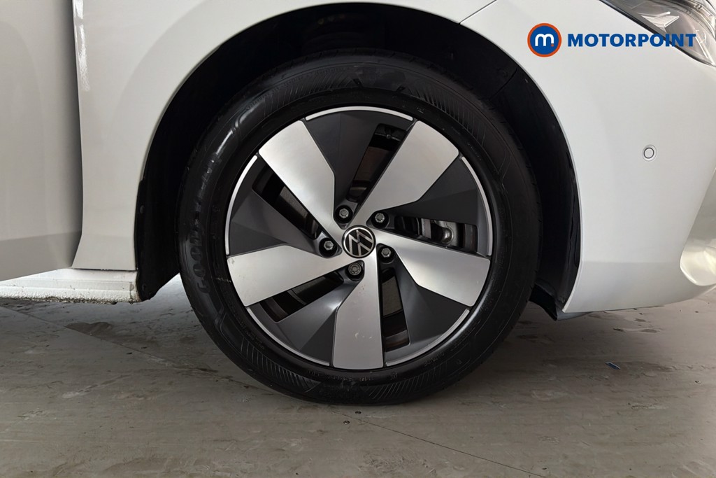 Volkswagen Passat Life Automatic Petrol Plug-In Hybrid Estate - Stock Number (1654187) - 50th supplementary image