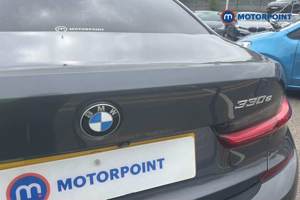 BMW 3 Series M Sport Automatic Petrol Plug-In Hybrid Saloon - Stock Number (1655556) - 37th supplementary image