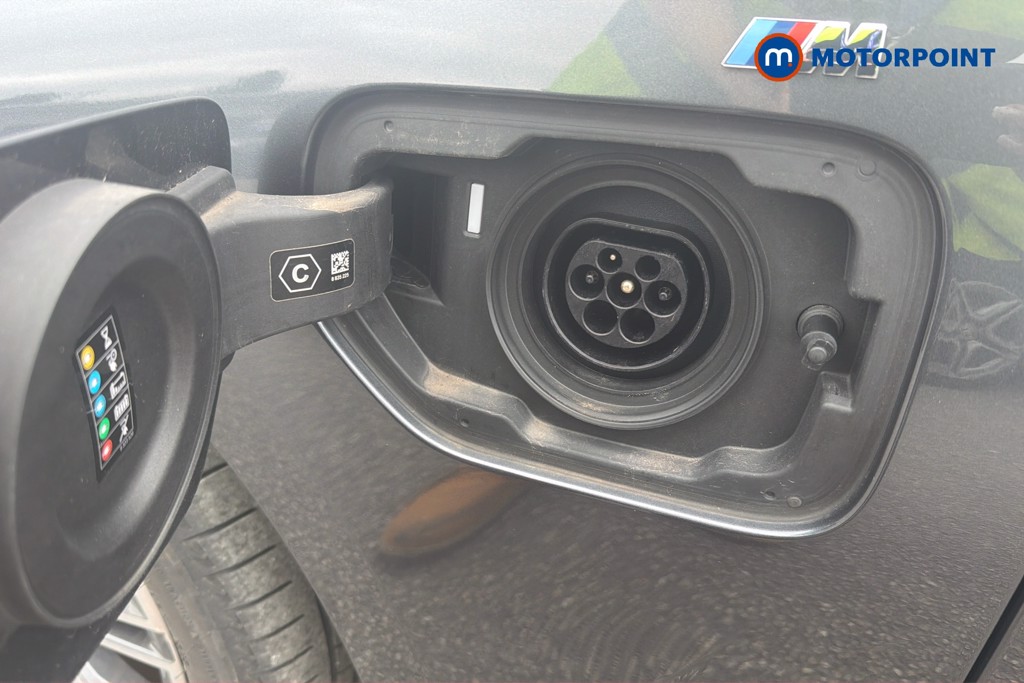 BMW 3 Series M Sport Automatic Petrol Plug-In Hybrid Saloon - Stock Number (1655556) - 41st supplementary image