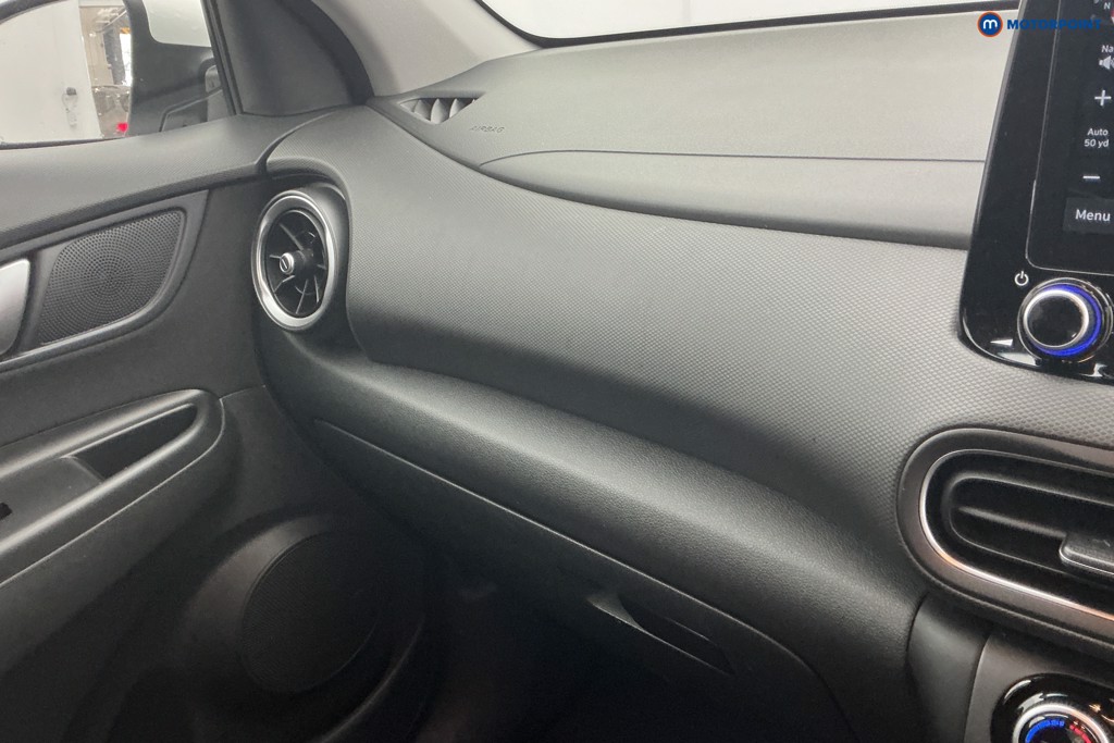 Hyundai Kona Premium Automatic Petrol-Electric Hybrid SUV - Stock Number (1655625) - 18th supplementary image