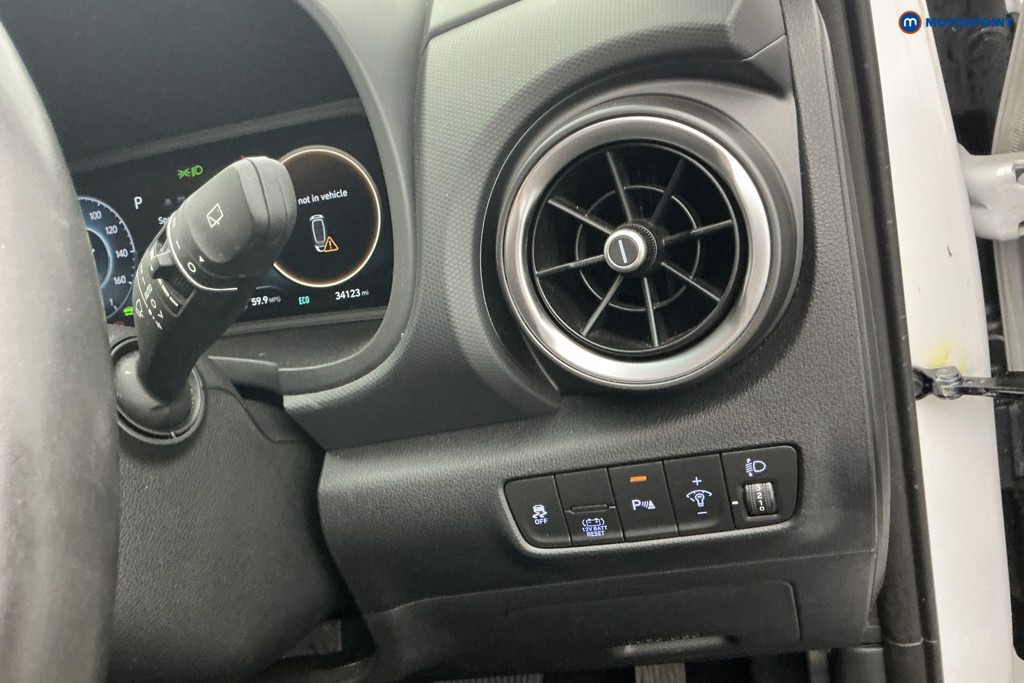 Hyundai Kona Premium Automatic Petrol-Electric Hybrid SUV - Stock Number (1655625) - 22nd supplementary image