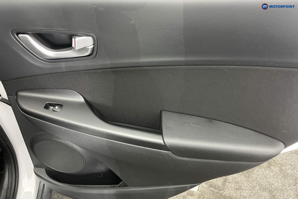 Hyundai Kona Premium Automatic Petrol-Electric Hybrid SUV - Stock Number (1655625) - 26th supplementary image