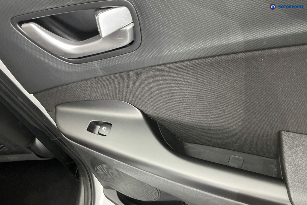 Hyundai Kona Premium Automatic Petrol-Electric Hybrid SUV - Stock Number (1655625) - 27th supplementary image