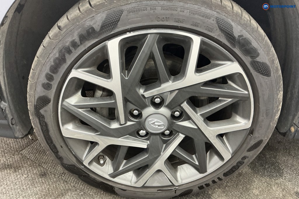 Hyundai Kona Premium Automatic Petrol-Electric Hybrid SUV - Stock Number (1655625) - 38th supplementary image