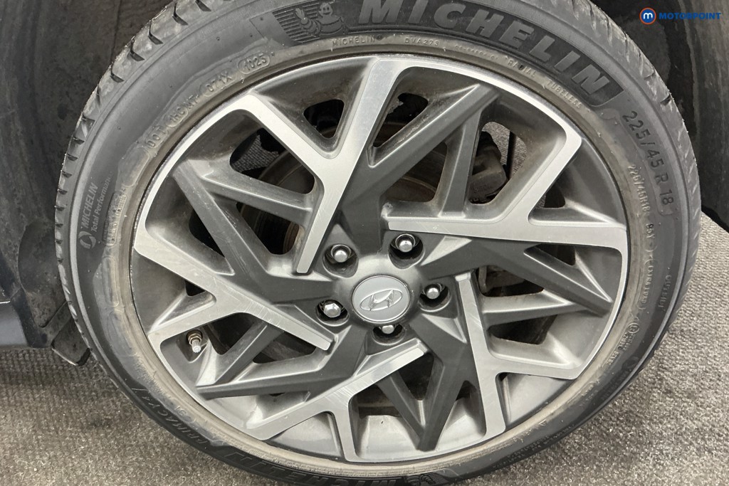 Hyundai Kona Premium Automatic Petrol-Electric Hybrid SUV - Stock Number (1655625) - 39th supplementary image
