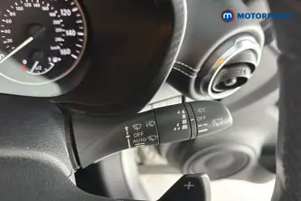 Nissan Juke N-Connecta Automatic Petrol SUV - Stock Number (1655908) - 6th supplementary image