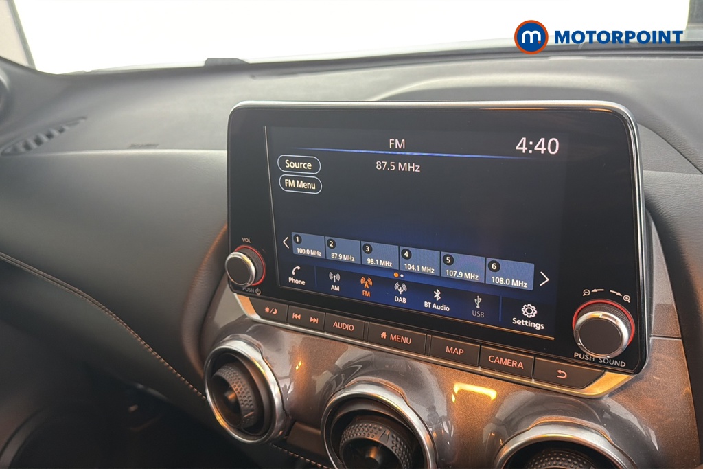 Nissan Juke N-Connecta Automatic Petrol SUV - Stock Number (1655908) - 8th supplementary image