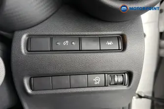 Nissan Juke N-Connecta Automatic Petrol SUV - Stock Number (1655908) - 11th supplementary image
