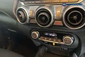 Nissan Juke N-Connecta Automatic Petrol SUV - Stock Number (1655908) - 12th supplementary image