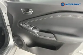 Nissan Juke N-Connecta Automatic Petrol SUV - Stock Number (1655908) - 18th supplementary image