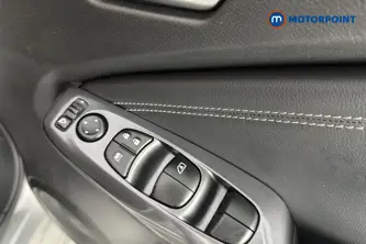 Nissan Juke N-Connecta Automatic Petrol SUV - Stock Number (1655908) - 19th supplementary image