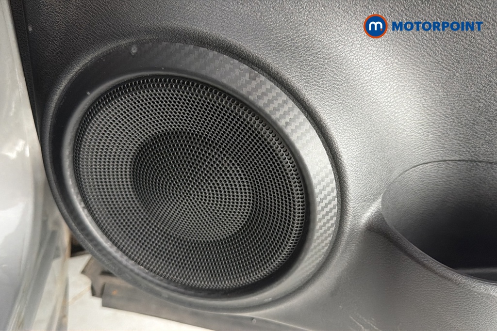 Nissan Juke N-Connecta Automatic Petrol SUV - Stock Number (1655908) - 21st supplementary image