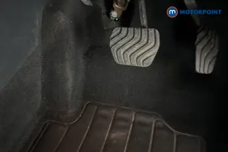 Nissan Juke N-Connecta Automatic Petrol SUV - Stock Number (1655908) - 24th supplementary image