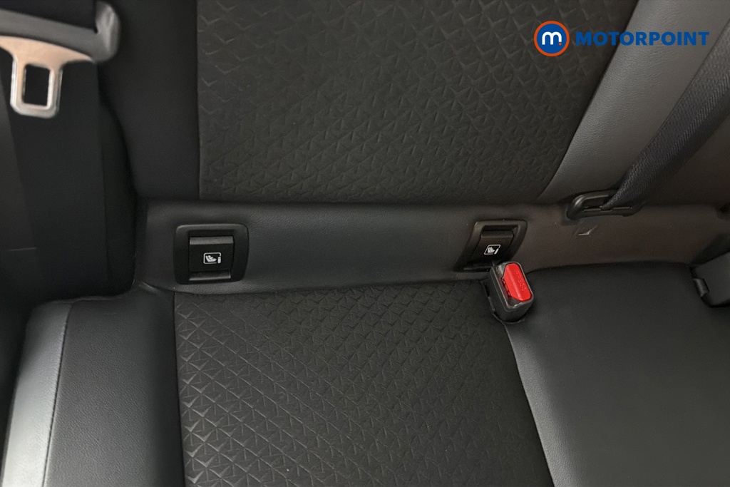 Nissan Juke N-Connecta Automatic Petrol SUV - Stock Number (1655908) - 27th supplementary image