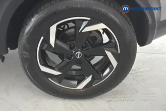 Nissan Juke N-Connecta Automatic Petrol SUV - Stock Number (1655908) - 45th supplementary image