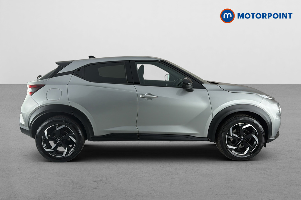 Nissan Juke N-Connecta Automatic Petrol SUV - Stock Number (1655908) - Passenger side