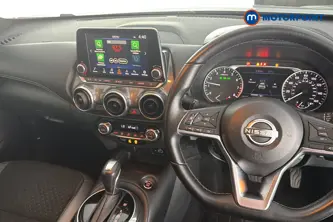 Nissan Juke N-Connecta Automatic Petrol SUV - Stock Number (1655908) - 1st supplementary image