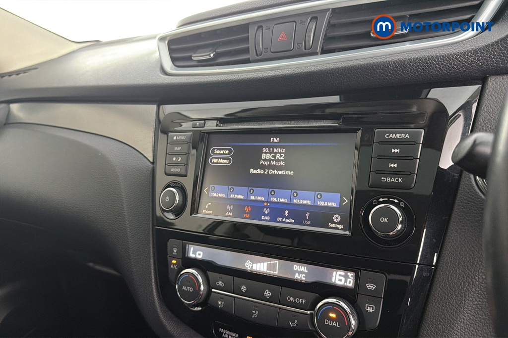 Nissan Qashqai Tekna Manual Petrol SUV - Stock Number (1656076) - 8th supplementary image